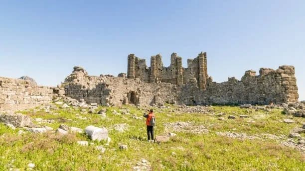 Exploring Ancient Civilizations Through Student Travel: Top Historical Sites for Teachers