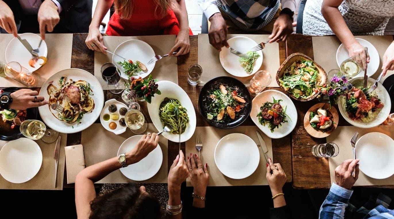 The Art of the Group Meal: Making Student Dinners a Cultural Experience